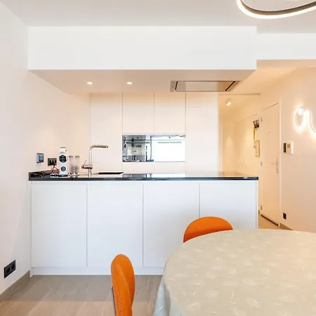 In By The Apartamento